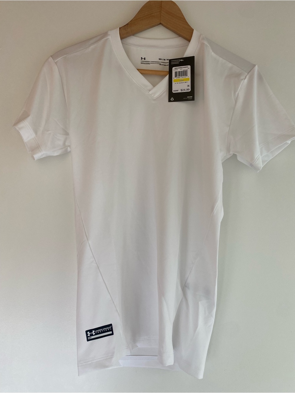 Under Armour White Men’s V-Neck Performance Tee Heat Gear - Picture 3 of 5